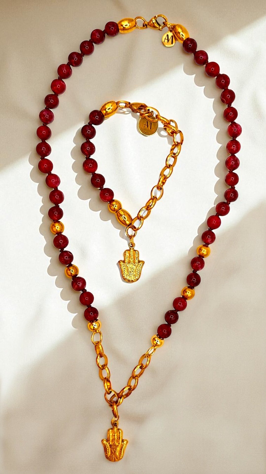 Armband Granat Hamsa-Hand AMA