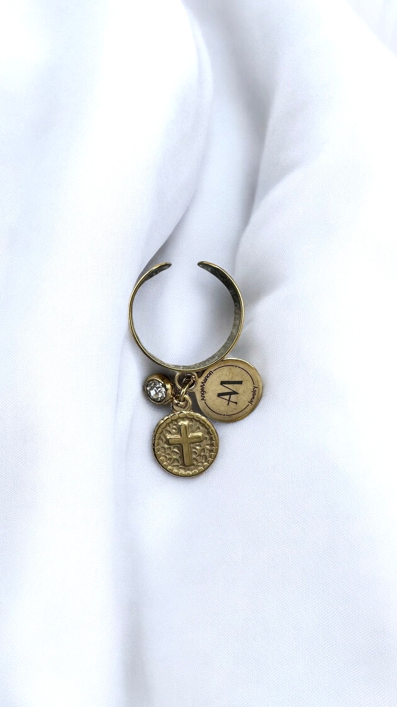 Ring Gold Round Cross AMA
