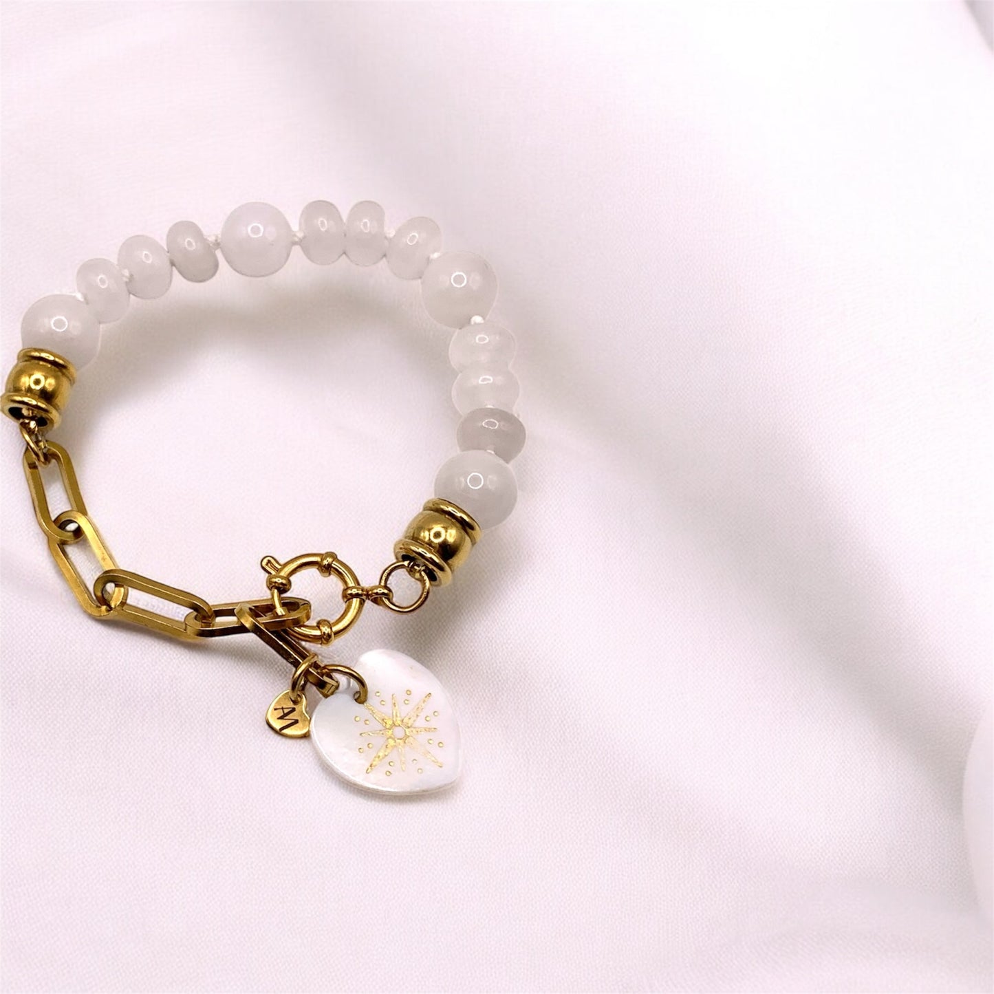 Armband White Jade Heart AMM