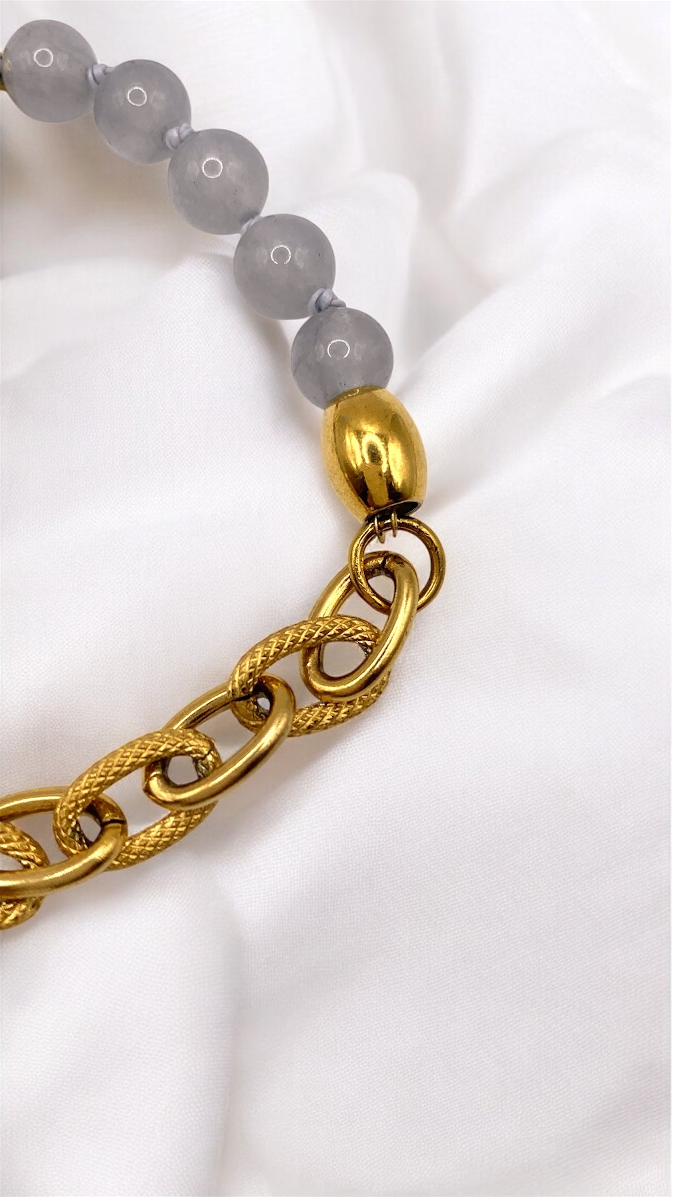 Armband Gray Chalcedon Pearl AMM