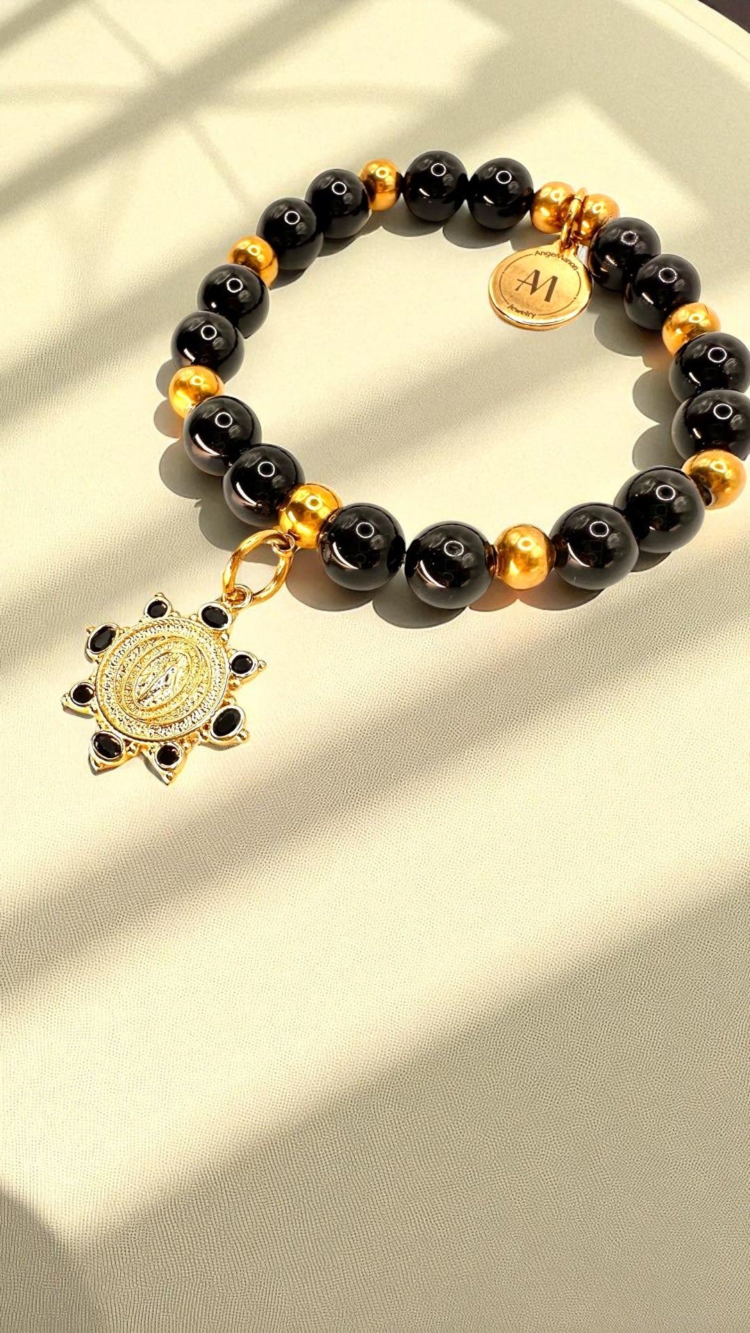Armband Black Medaillon AMA