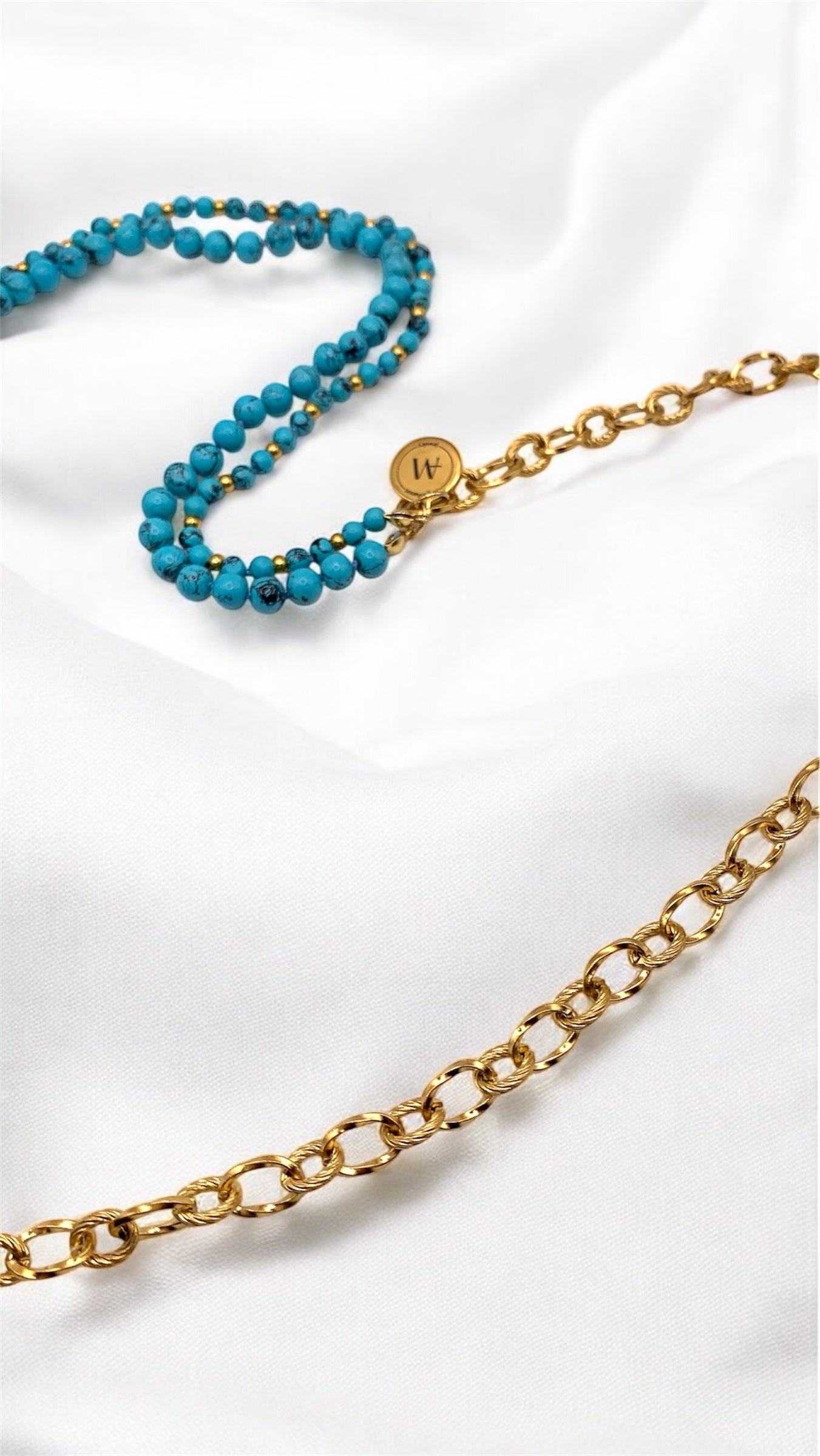 Kette Turquoise and White AMM