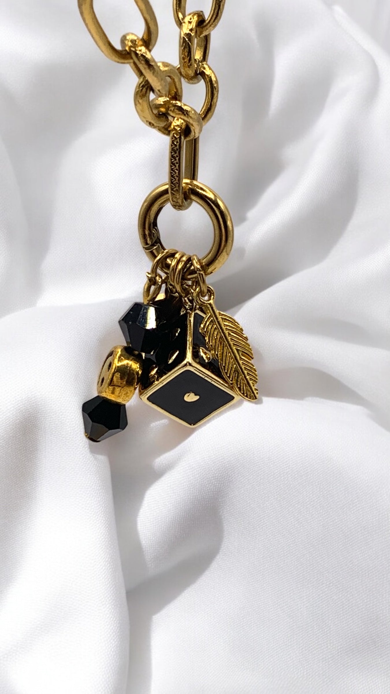 Kette Black Feather AMM