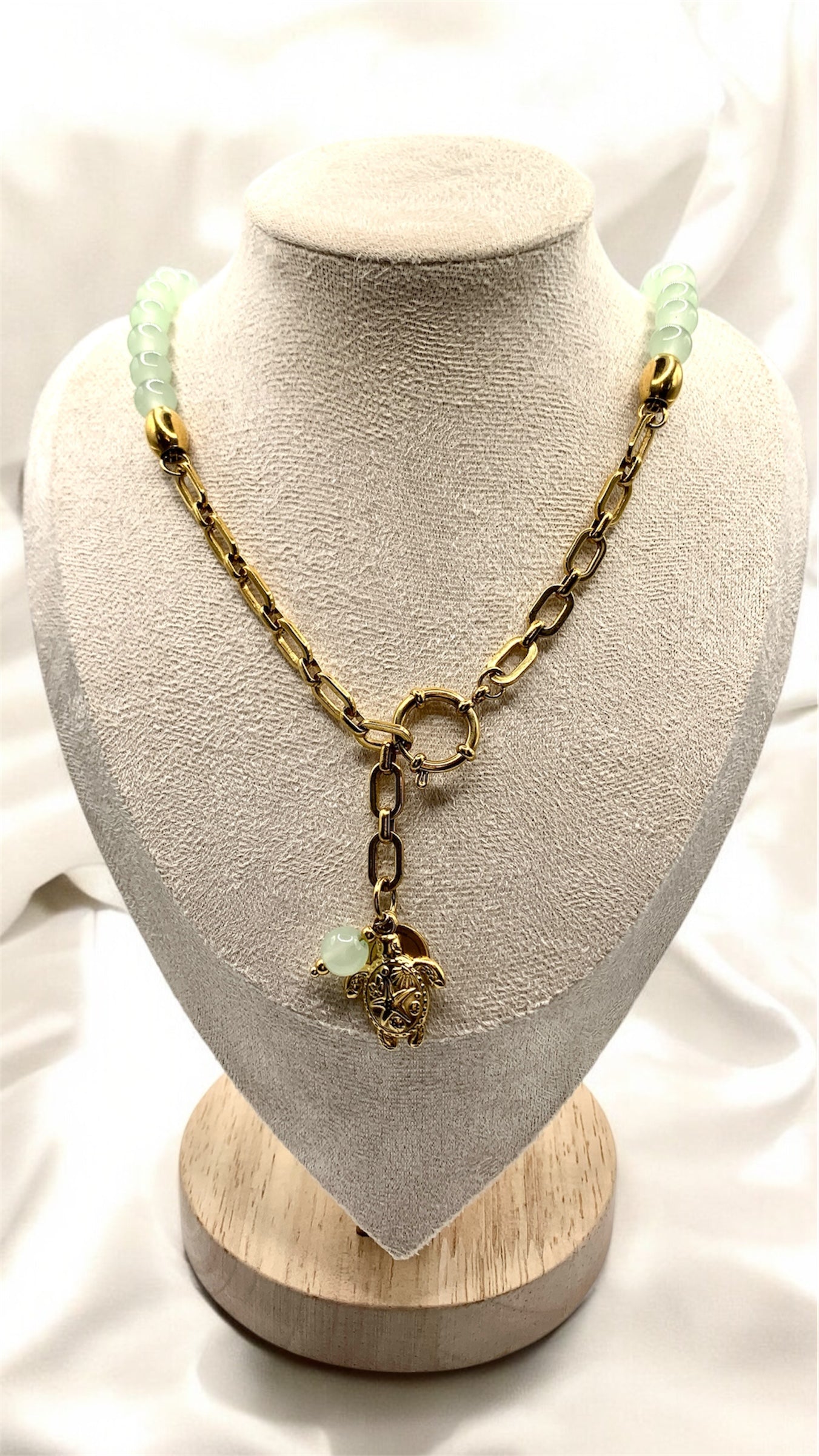 Kette Light Green Turtle AMM