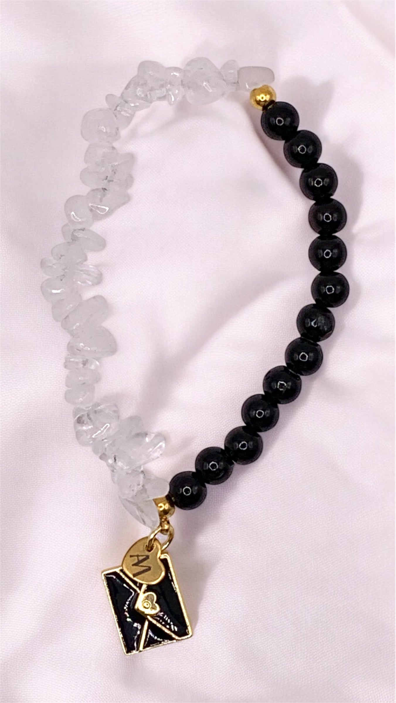 Armband White and Black AMM