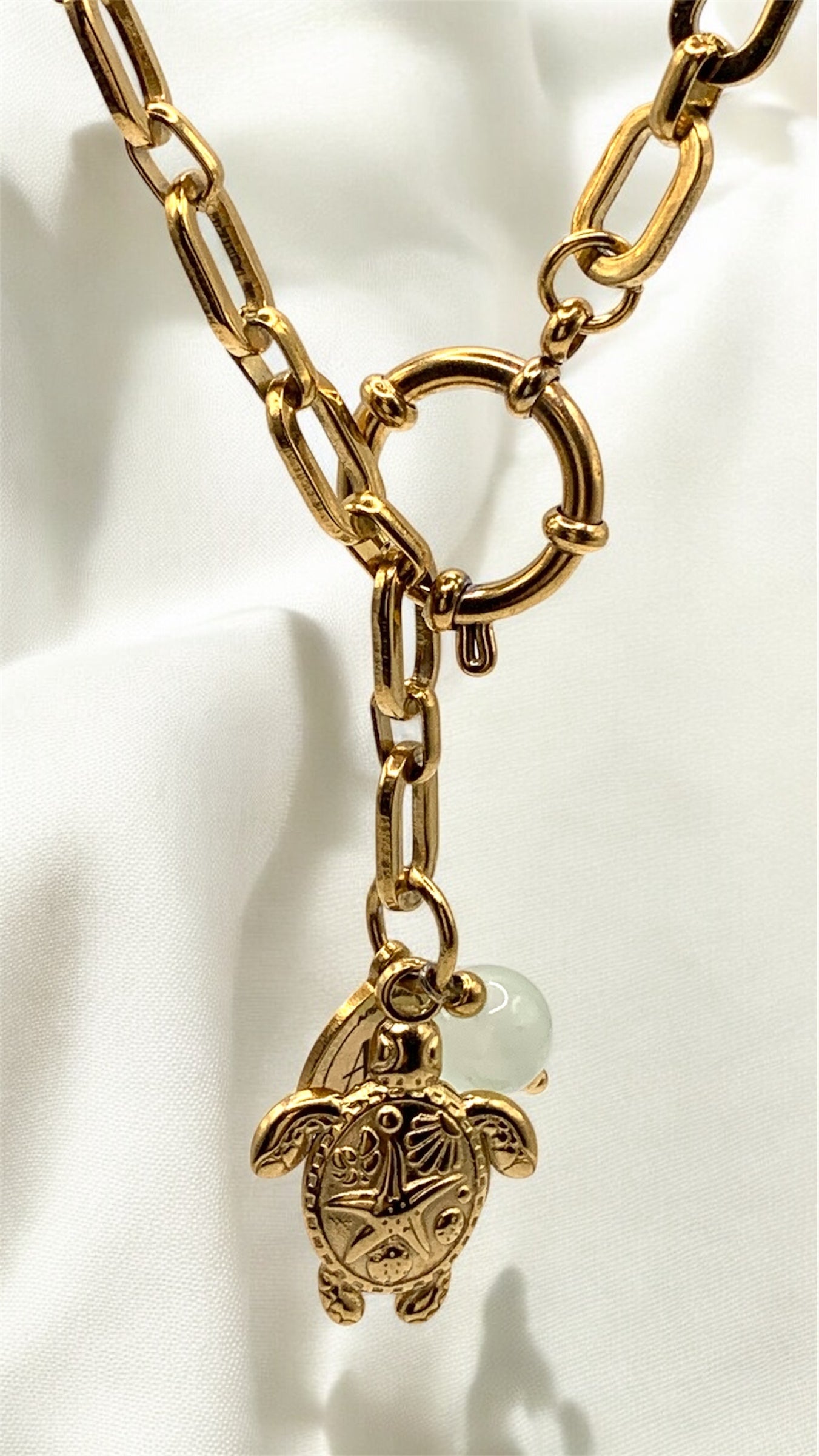 Kette Light Green Turtle AMM