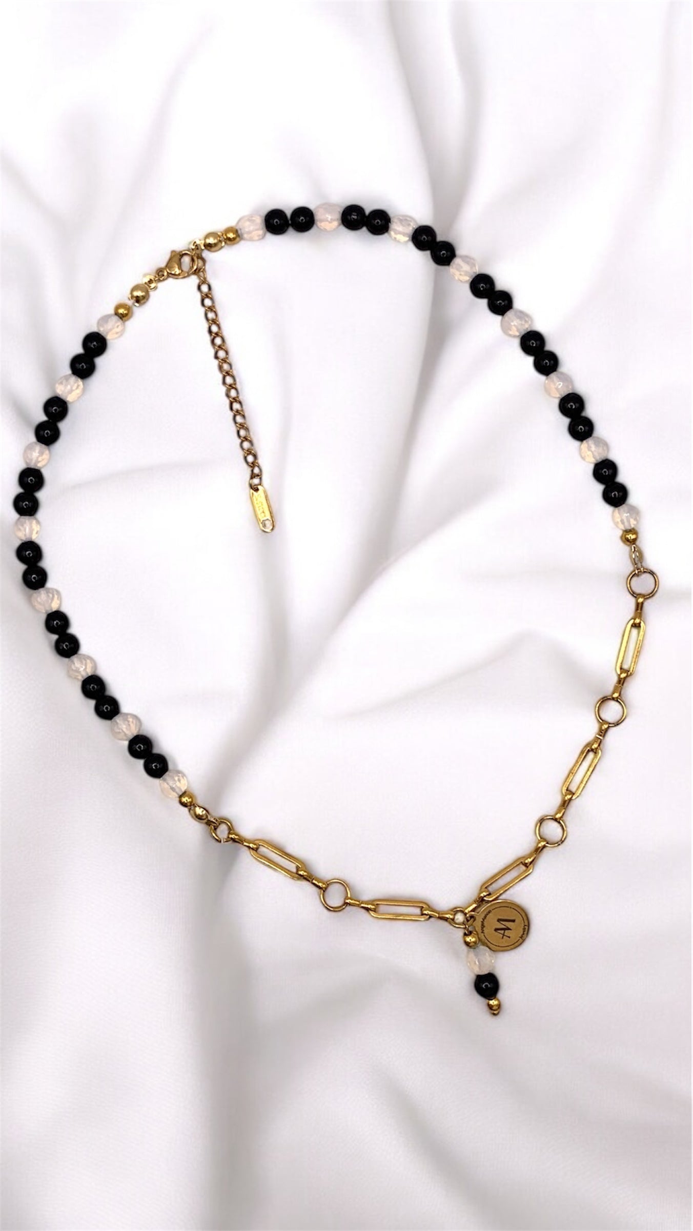 Kette White and Black AMM