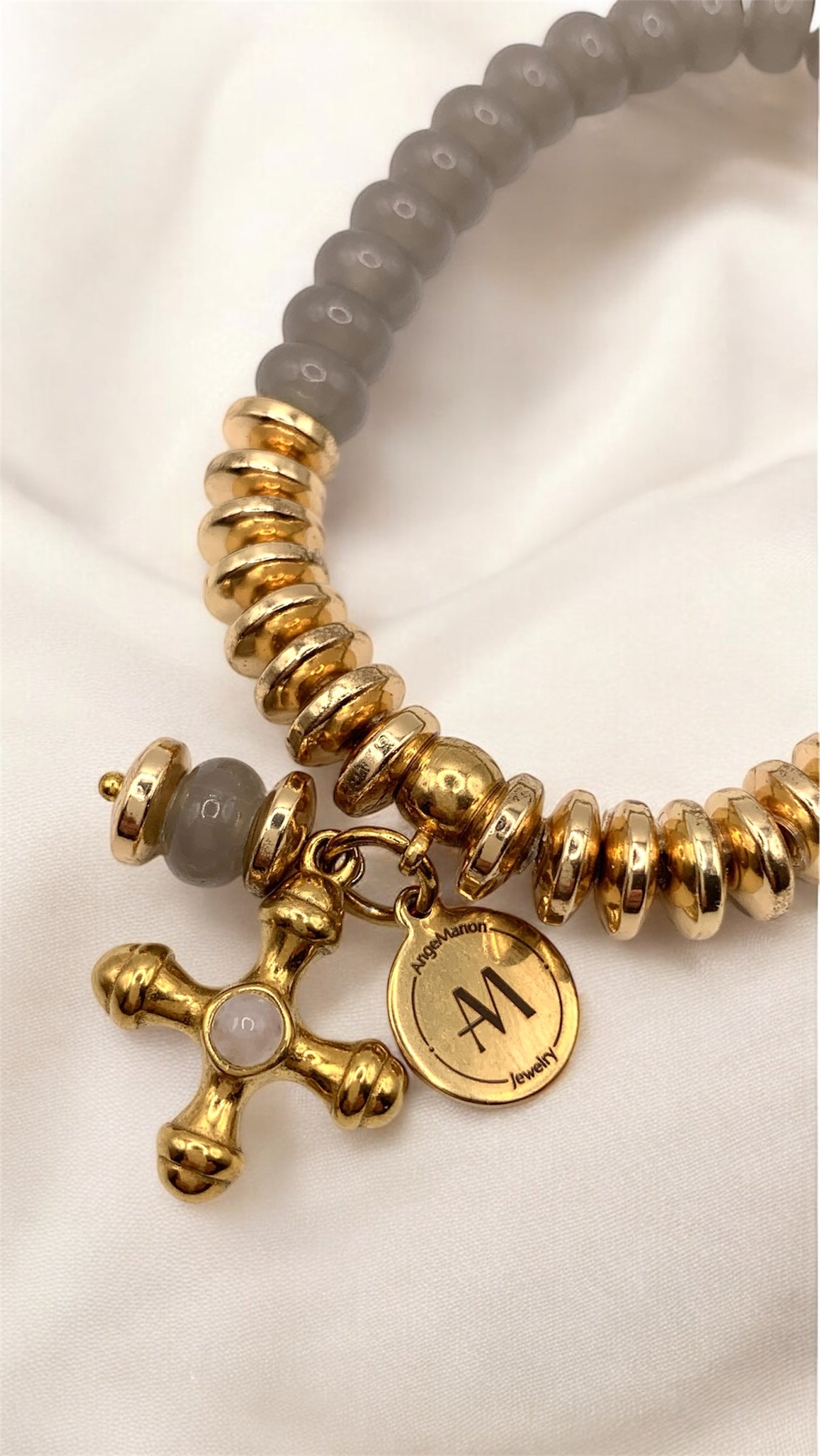 Armband Gray Cross AMM