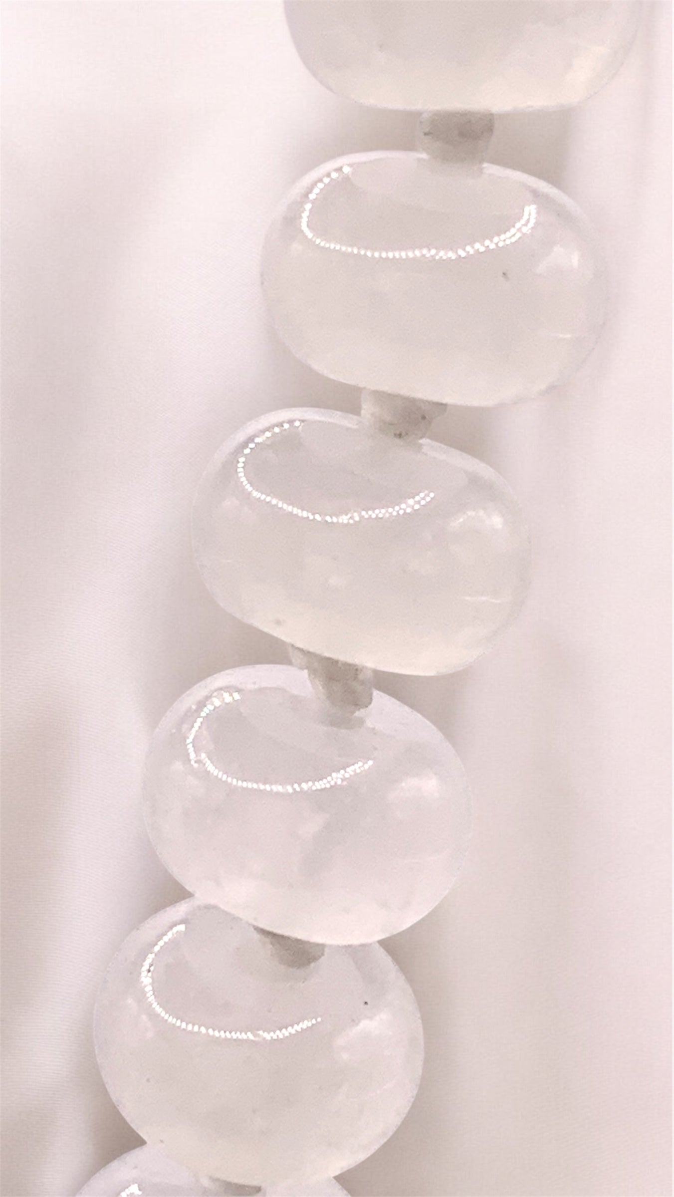 Kette White Circle AMM