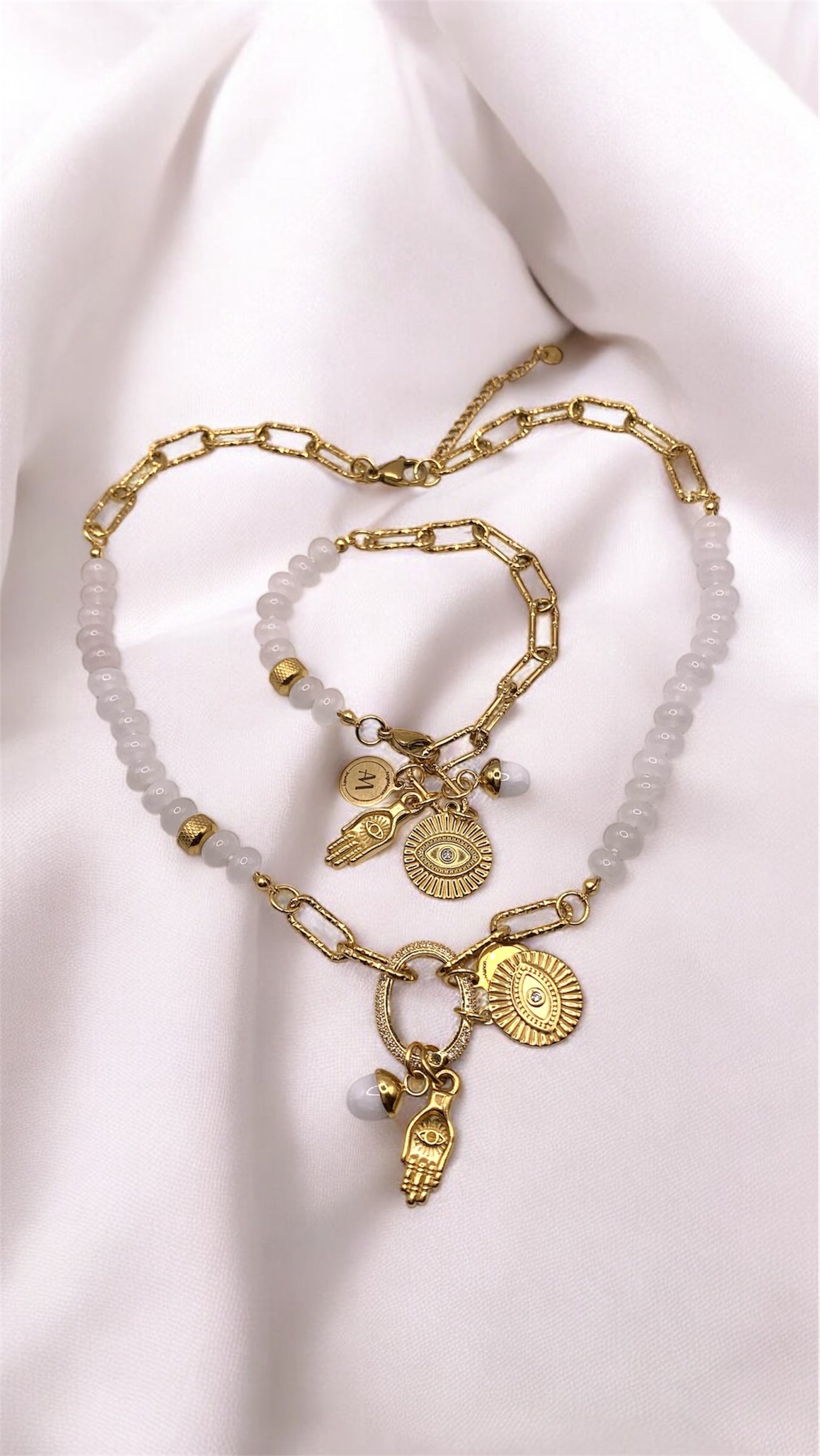 Kette White Circle AMM