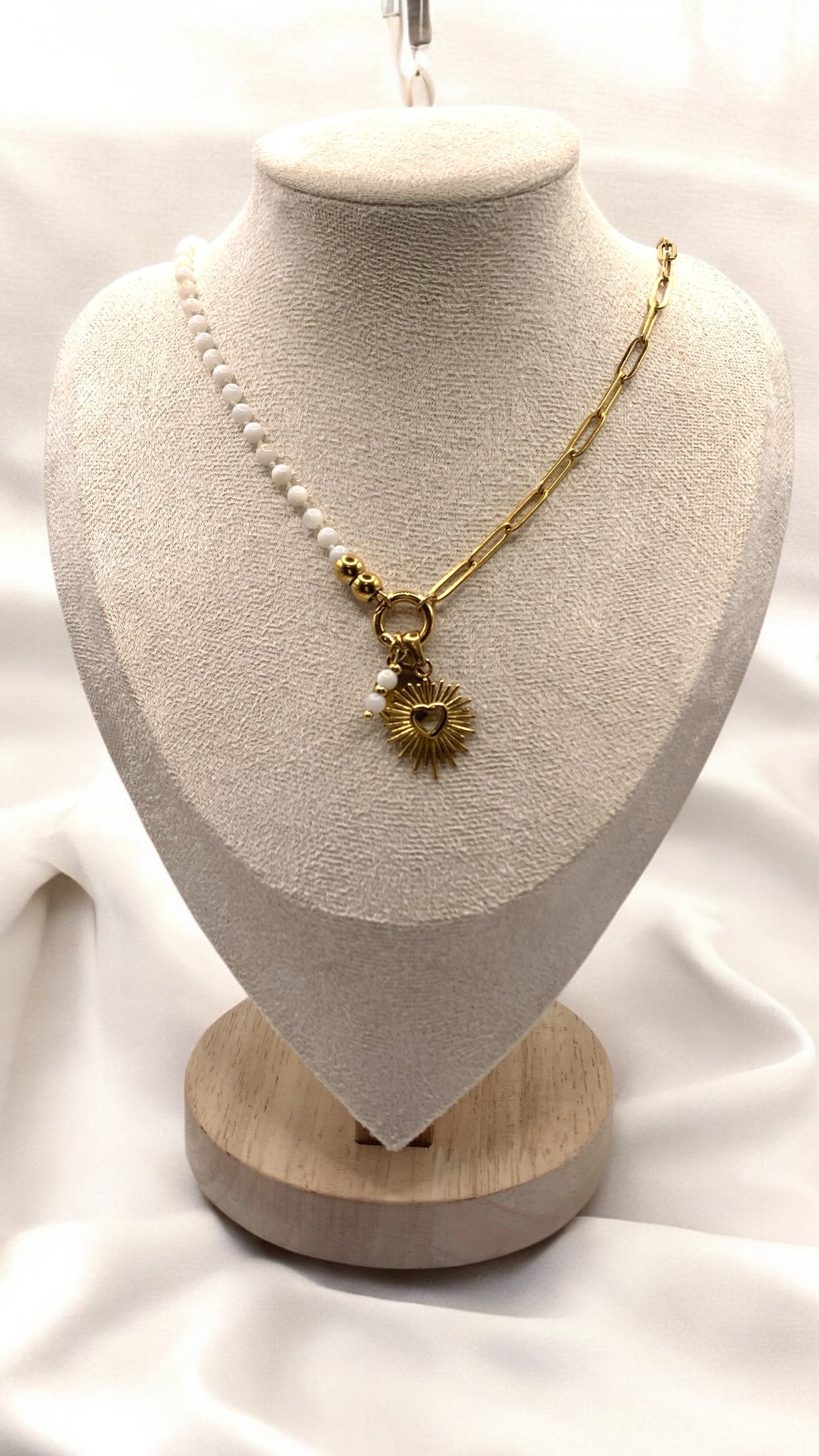 Kette White Heart AMM