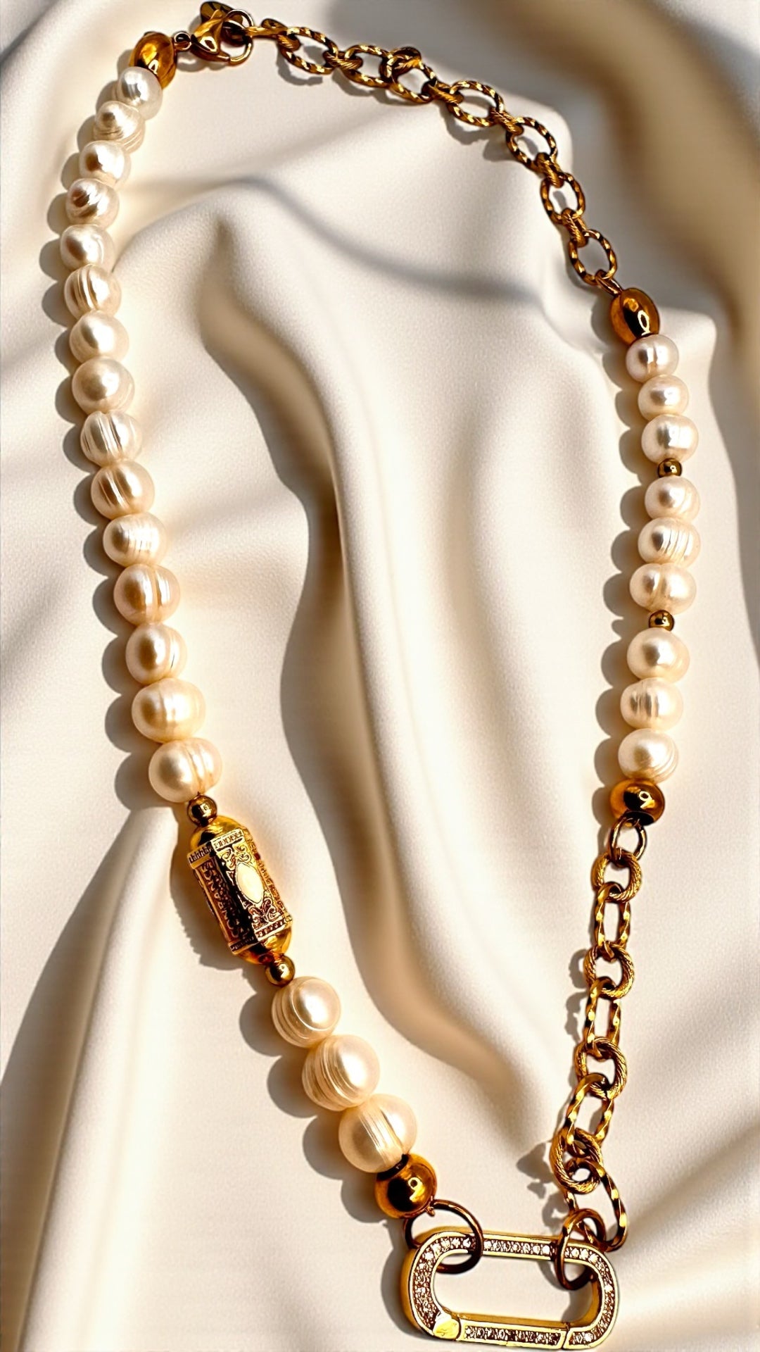 Kette Pearl and Gold AMA