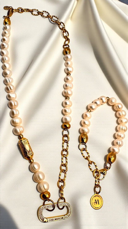 Kette Pearl and Gold AMA