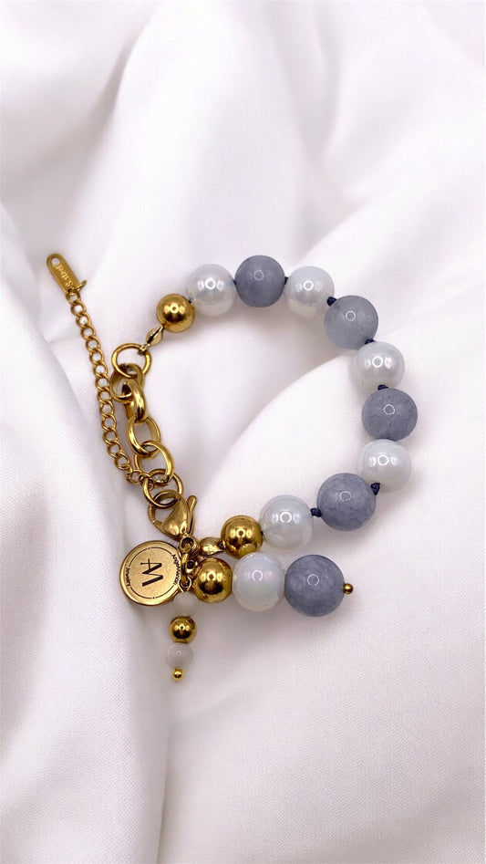 Armband Blue and White AMM