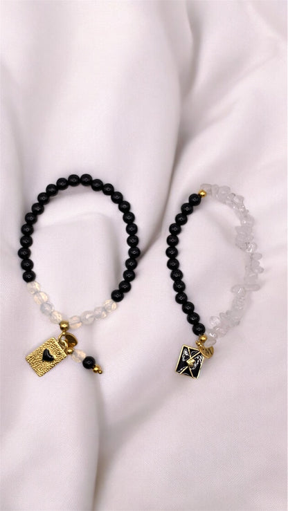 Armband White and Black AMM